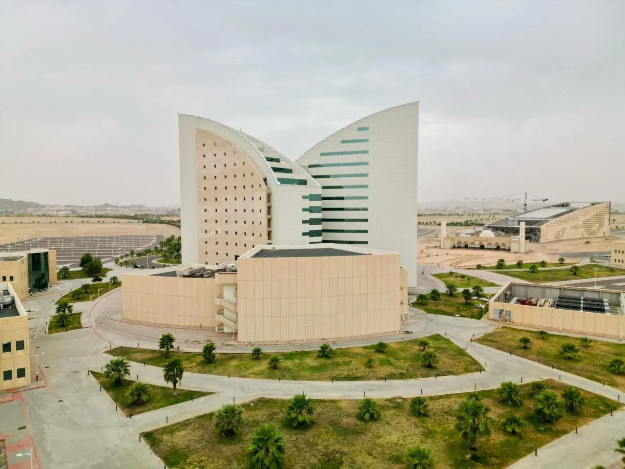 Najran University issues the admission guide for both bachelor’s and diploma programs for academic year 1448H.