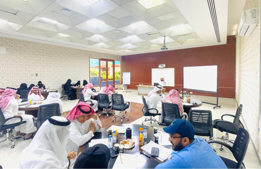 ورشتا عمل القيادة الشخصية والقيادة الاستراتيجية